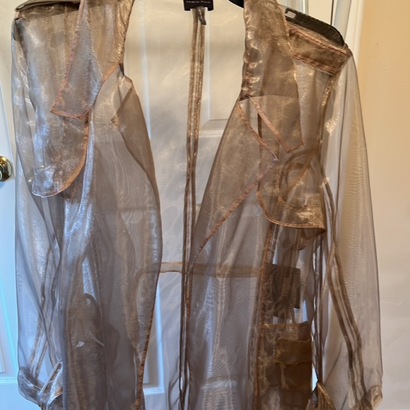 Sheer Jacket With Pockets, back Slit and belt NWT Size Large - Picture 8 of 8